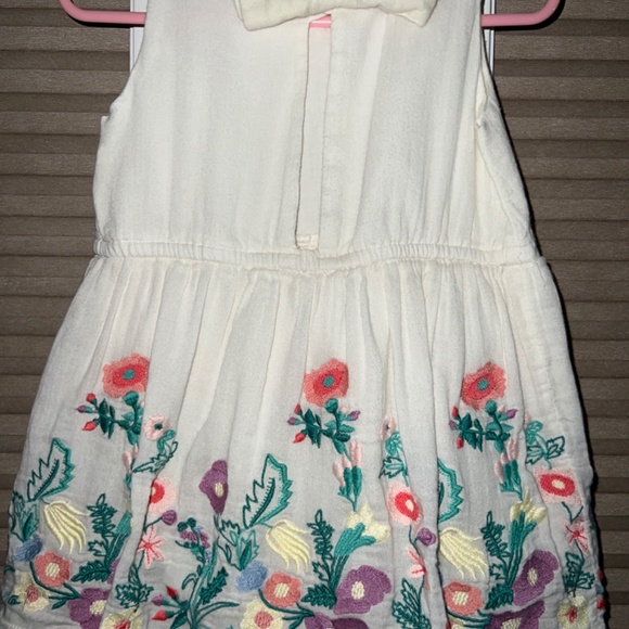 NWOT Peek embroidered floral dress 18-24m - Picture 3 of 4